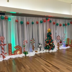 A room with lights and decorations on the wall